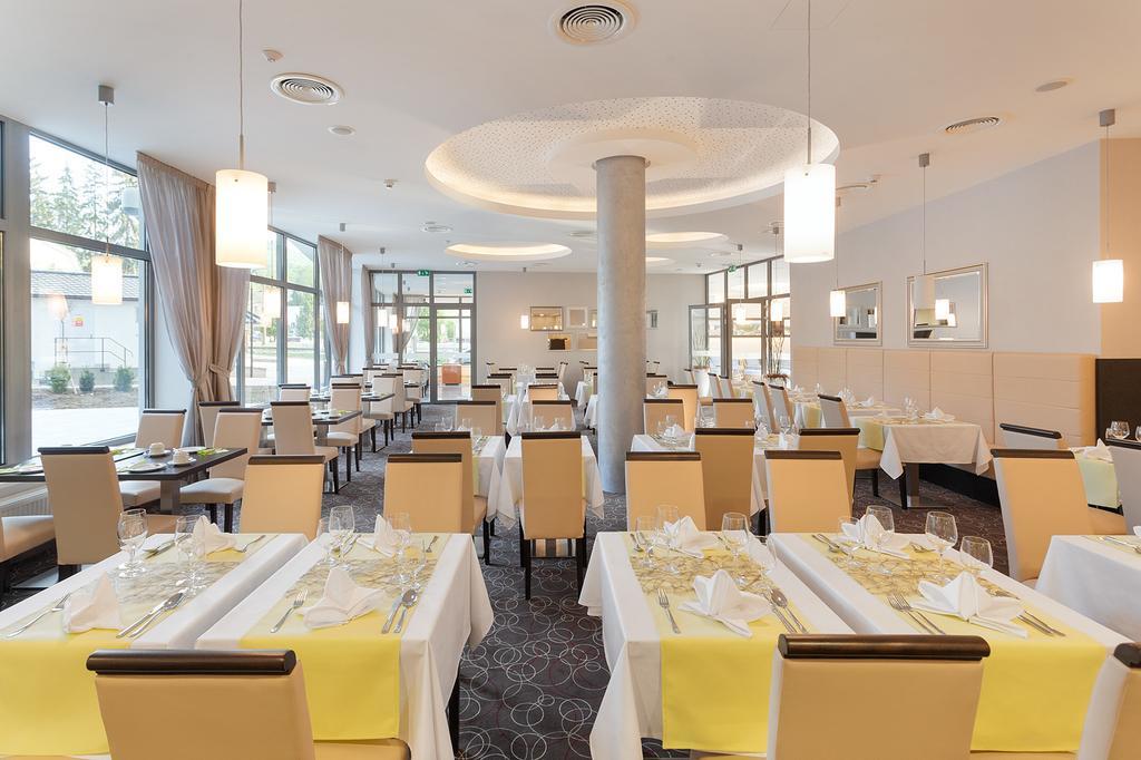Wellness Hotel Panorama Trencianske Teplice Luaran gambar