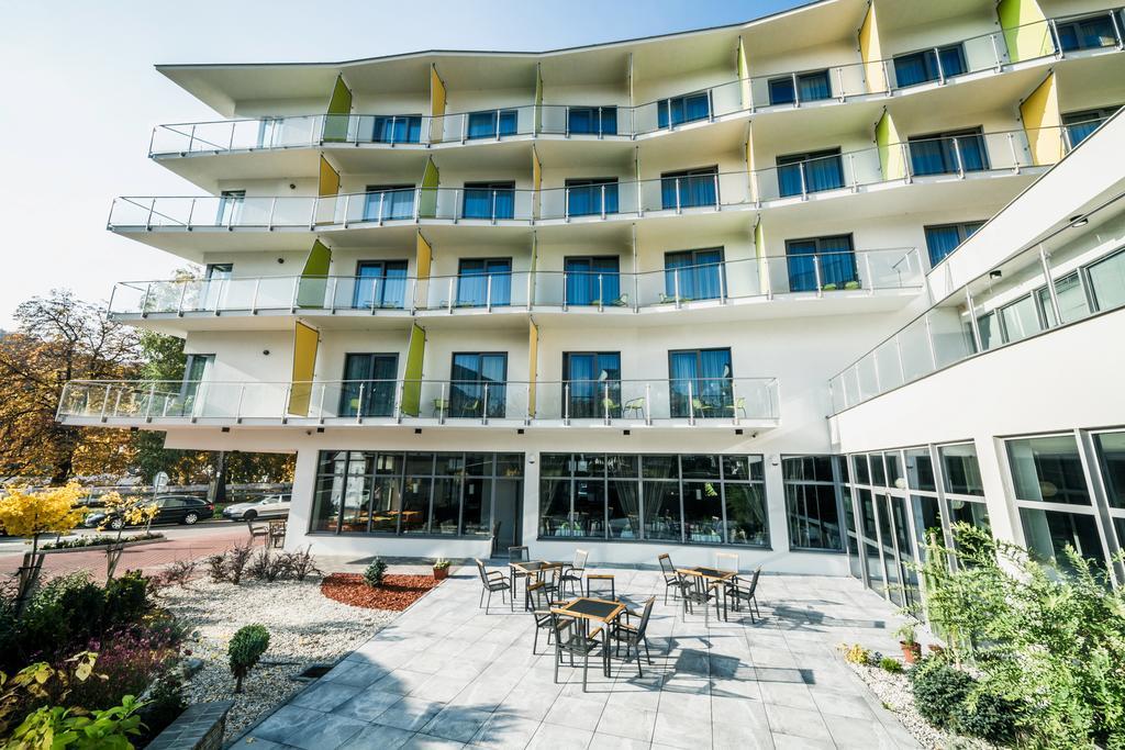 Wellness Hotel Panorama Trencianske Teplice Luaran gambar